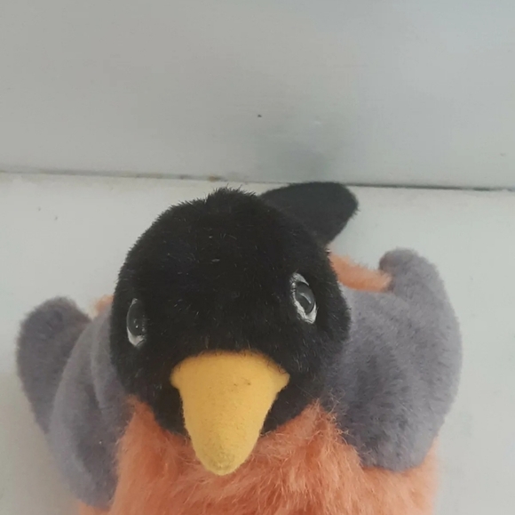K&M International Plush Robin Bird Stuffed Toy w/tags vintage 1998 - Picture 9 of 10